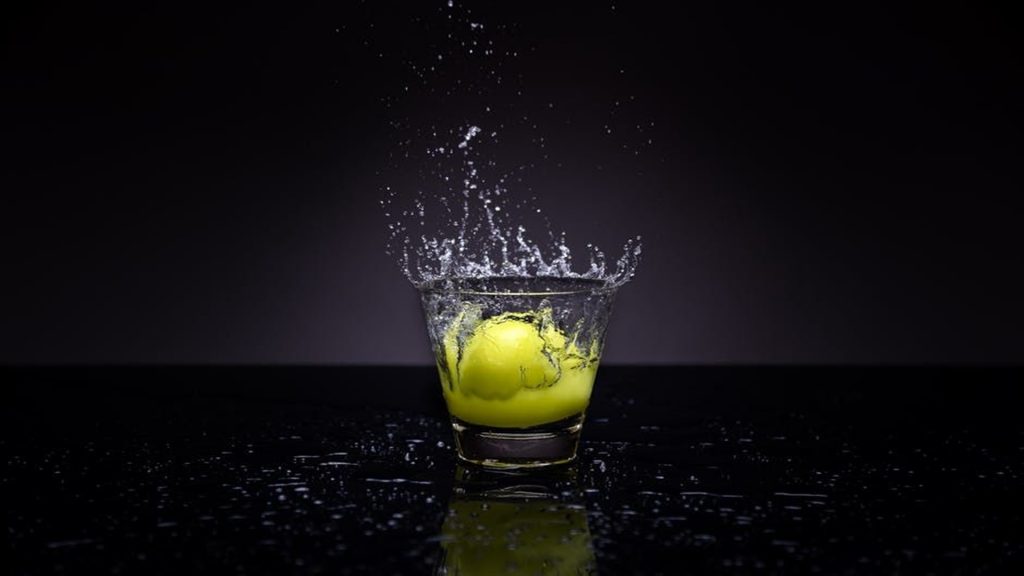 Menyegarkan Manfaat Air Lemon