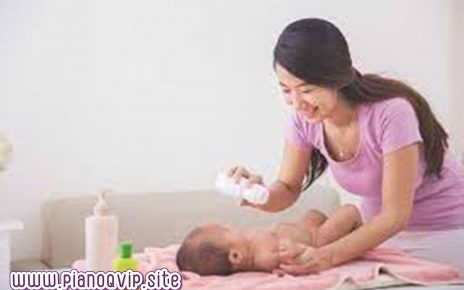 Dampak yang Muncul Akibat Penggunaan Bedak Bayi